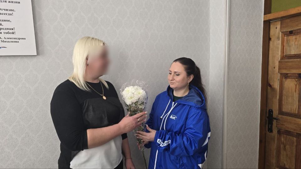 Надежда Бабешко: В преддверии Международного женского дня жительниц Ивановского округа поздравили с наступающим праздником Надежда Бабешко: В преддверии Международного женского дня жительниц Ивановского округа поздравили с наступающим праздником
