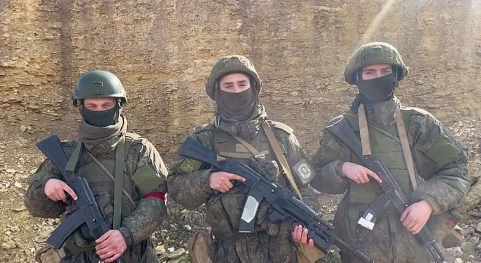 Тёплые слова поздравления милым дамам в честь светлого праздника "Международного женского дня", от военнослужащих 3-й батареи противотанкового дивизиона