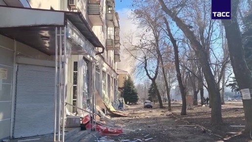 Из-за удара ВСУ по Донецку частично разрушена детская больница, передает корреспондент ТАСС