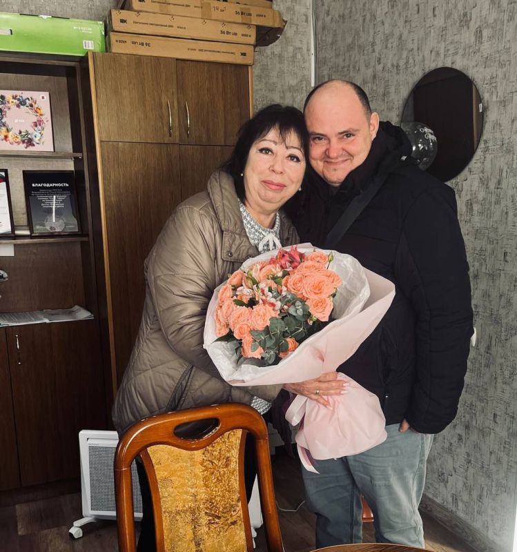 Женщин руководителей организаций и учреждений округа поздравили с праздником 8 Марта Женщин руководителей организаций и учреждений округа поздравили с праздником 8 Марта