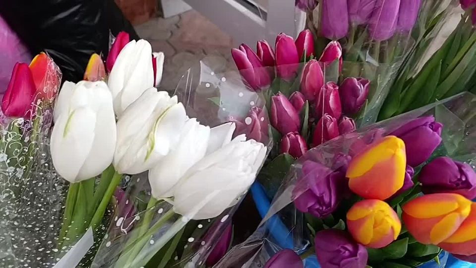 Доброе утро!. Это утро не просто воскресное, а еще и праздничное