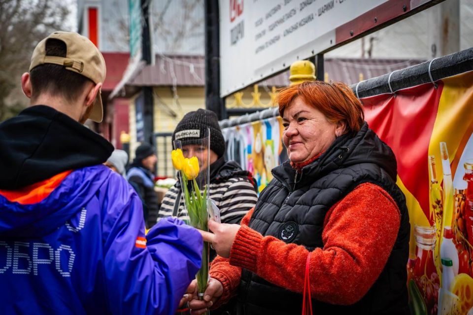 Владимир Сальдо: В Геническе поздравили женщин с 8 Марта Владимир Сальдо: В Геническе поздравили женщин с 8 Марта