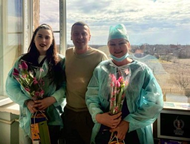 В Нижних Серогозах врачей из Адыгеи поздравили с 8 Марта