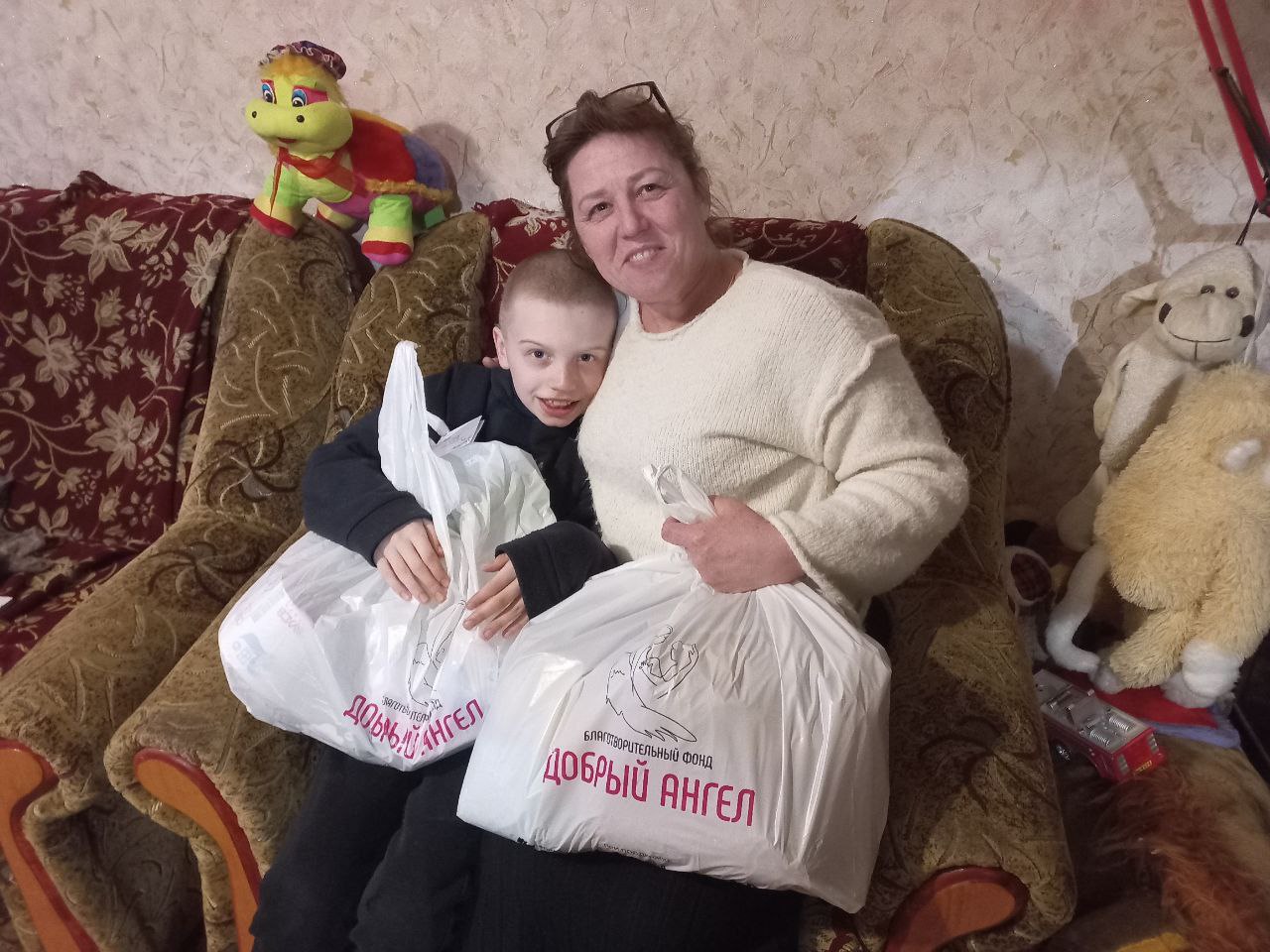 Активисты ТОС "Мечта" города Каховка поздравили маломобильных женщин с 8 марта Активисты ТОС "Мечта" города Каховка поздравили маломобильных женщин с 8 марта