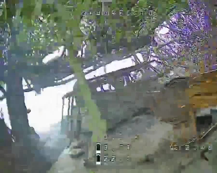 Кадры уничтожения САУ 2С1 «Гвоздика» ВСУ ударом операторов FPV дрона «Барс-31» на Краматорском направлении