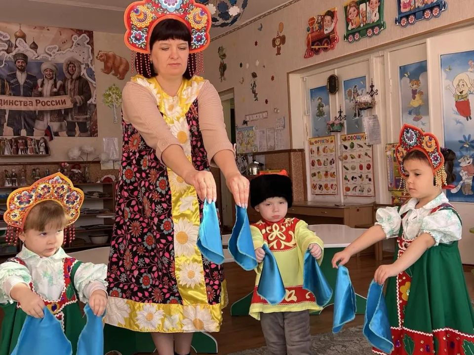 Год единства в детском саду «Ромашка» Год единства в детском саду «Ромашка»