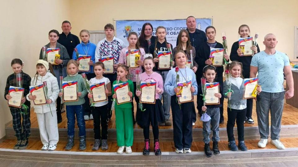 Красота, ум и 8 Марта: в Скадовске прошёл шахматный турнир, посвящённый празднику весны Красота, ум и 8 Марта: в Скадовске прошёл шахматный турнир, посвящённый празднику весны