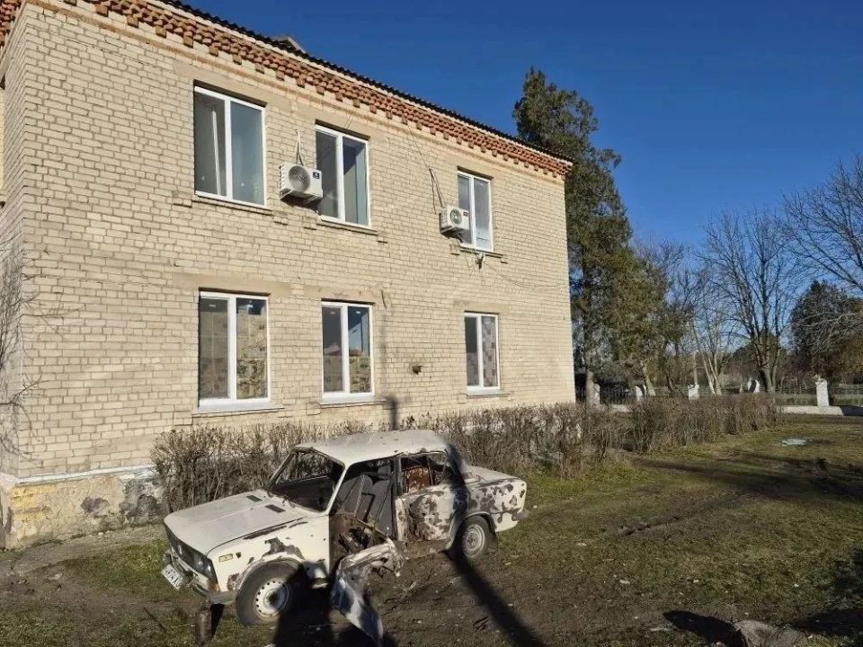 В Горностаевском округе дроны ВСУ атаковали больницу В Горностаевском округе дроны ВСУ атаковали больницу