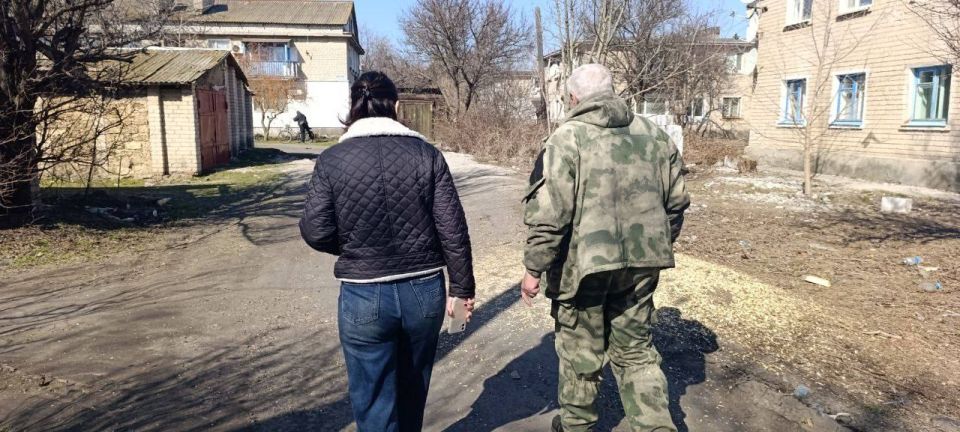 В Совет депутатов Генического муниципального округа Херсонской области обратились жители микрорайона «Черемушки» пгт Новоалексеевка Генического МО с просьбой о содействии в решении вопроса организации благоустройства на... В Совет депутатов Генического муниципального округа Херсонской области обратились жители микрорайона «Черемушки» пгт Новоалексеевка Генического МО с просьбой о содействии в решении вопроса организации благоустройства на...