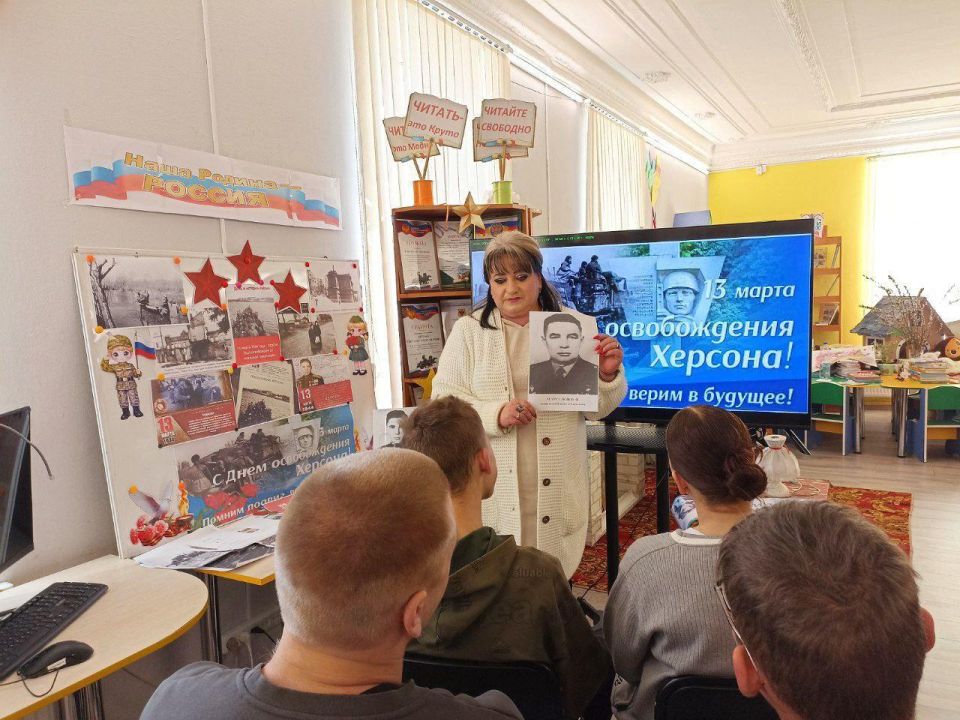В Любимовской библиотеке открыта выставка военной хроники «Та весна 44-го...» В Любимовской библиотеке открыта выставка военной хроники «Та весна 44-го...»