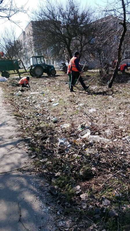 Работы по облагораживанию пгт Новооалексеевка Генического МО продолжаются! Работы по облагораживанию пгт Новооалексеевка Генического МО продолжаются!
