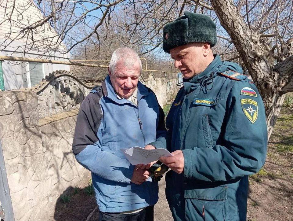 В Чаплинском муниципальном округе провели профилактические мероприятия в рамках месячника пожарной безопасности В Чаплинском муниципальном округе провели профилактические мероприятия в рамках месячника пожарной безопасности