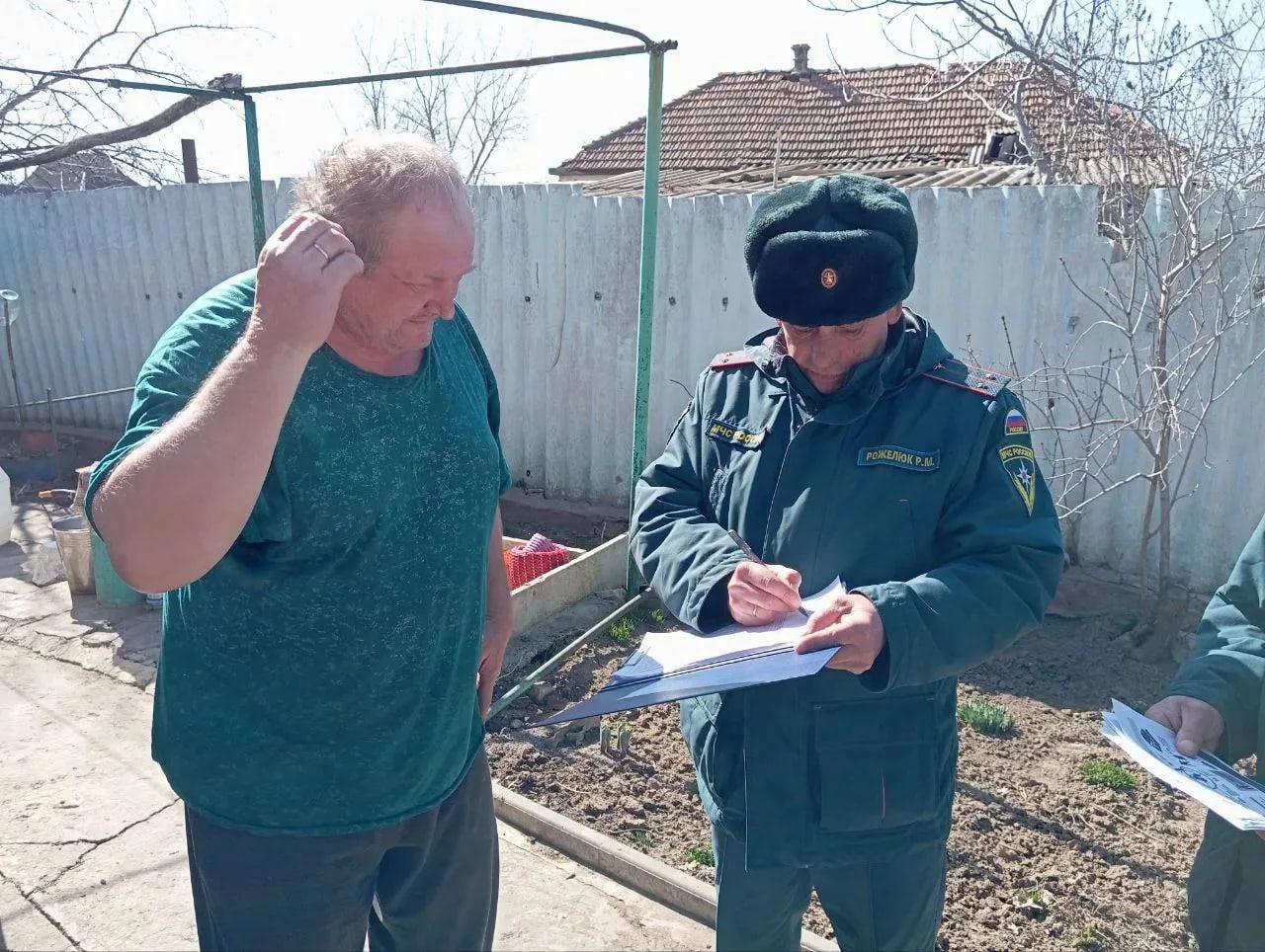 В Чаплинском муниципальном округе провели профилактические мероприятия в рамках месячника пожарной безопасности В Чаплинском муниципальном округе провели профилактические мероприятия в рамках месячника пожарной безопасности