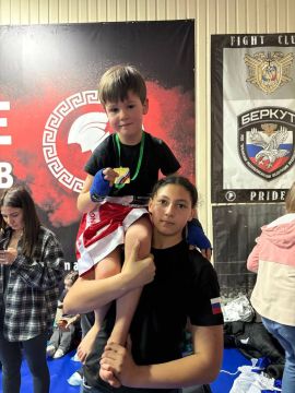 �������� ������� �� �� �TOP�KICK�! �� �������� �� ������� � ������� (���������� ����), ������� ����������� �� �PRIDE�.��������� ����� ���������� � ���� ������������ ���������� ���������! � � ��� �������� ����������:...