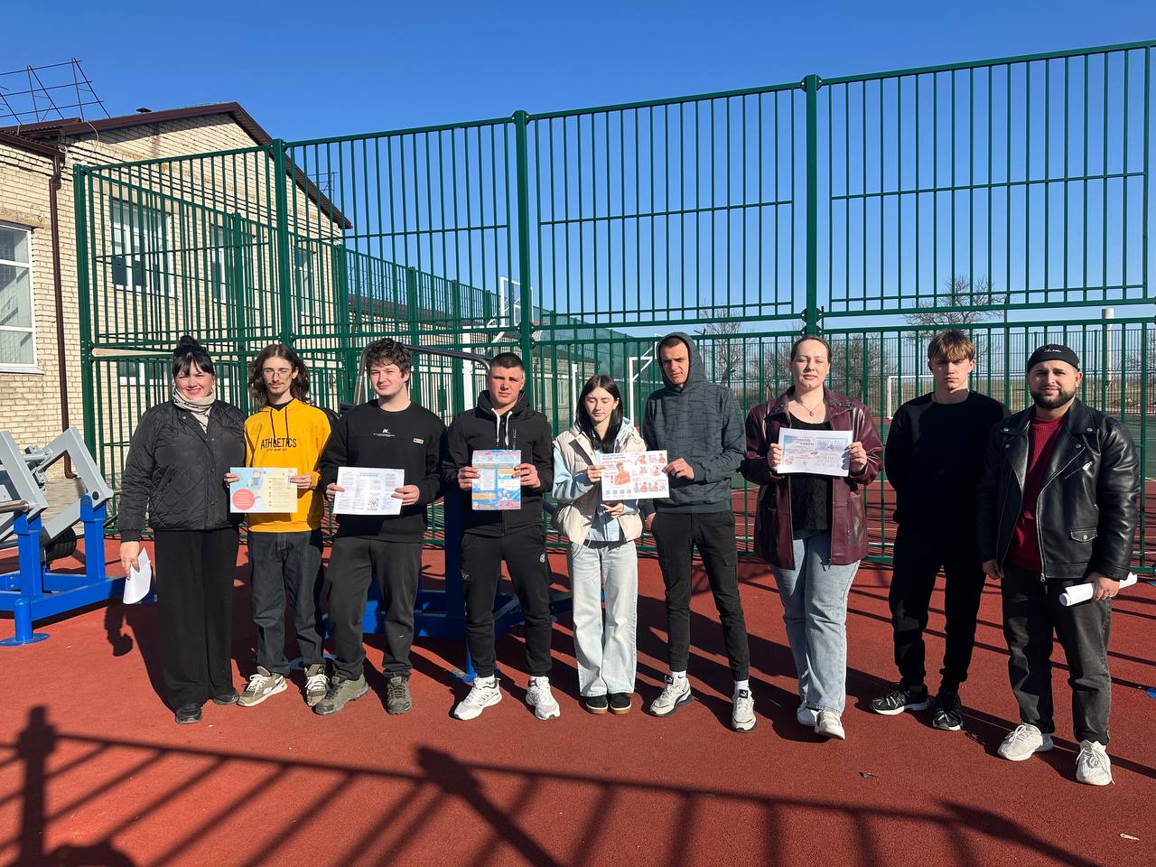 На базе ГБОУ ХО " Вольновская школа" был организован и проведен тематический час «Жизнь без допинга»