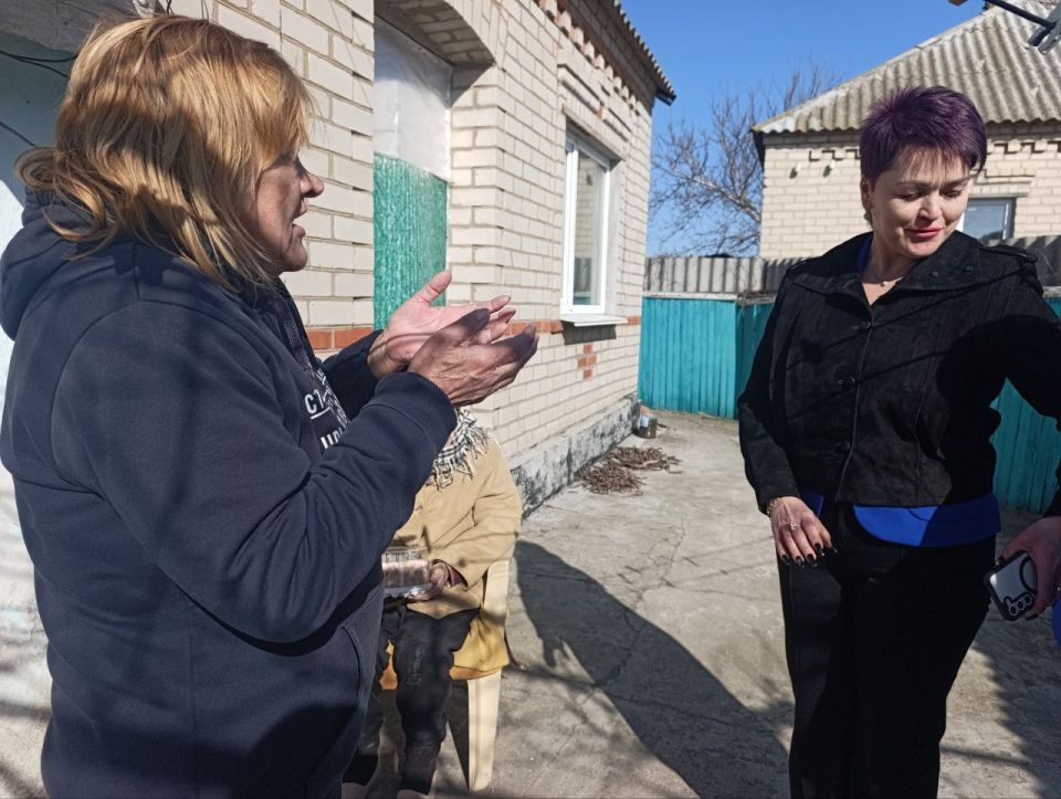 «Единая Россия» продолжает оказывать помощь подшефным семьям «Единая Россия» продолжает оказывать помощь подшефным семьям