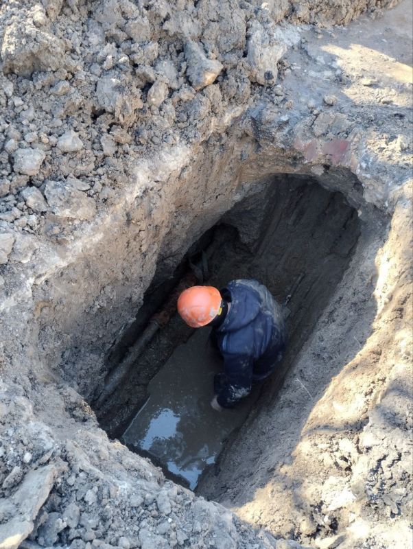 Специалисты Верхнерогачикского ТПУ ГУП ХО «ОБЛВОДОКАНАЛ» продолжает работу по устранению порывов и обслуживанию инфраструктуры Специалисты Верхнерогачикского ТПУ ГУП ХО «ОБЛВОДОКАНАЛ» продолжает работу по устранению порывов и обслуживанию инфраструктуры