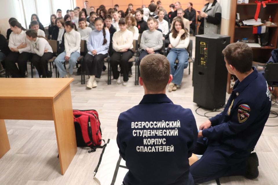 Добровольцы Херсонского РО ВСКС провели занятия по оказанию первой помощи для учеников генических школ №2 и №4 Добровольцы Херсонского РО ВСКС провели занятия по оказанию первой помощи для учеников генических школ №2 и №4