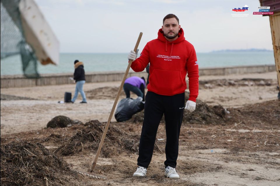 Выпускники Президентской платформы «Россия — страна возможностей» провели первый в 2026 году субботник в рамках своей инициативы «Чистый берег» Выпускники Президентской платформы «Россия — страна возможностей» провели первый в 2026 году субботник в рамках своей инициативы «Чистый берег»