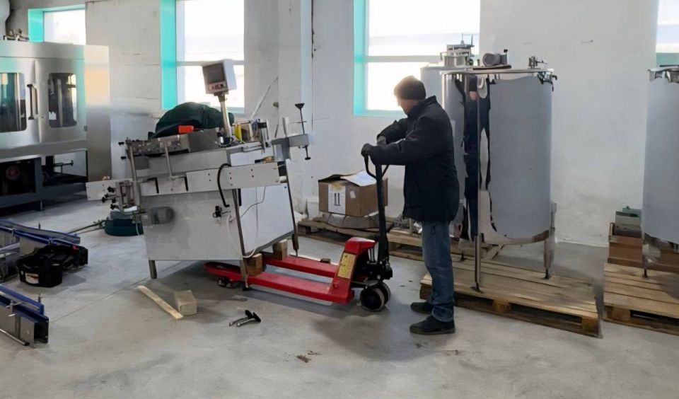 В Херсонской области скоро открывается новый завод по производству воды и газированных напитков В Херсонской области скоро открывается новый завод по производству воды и газированных напитков