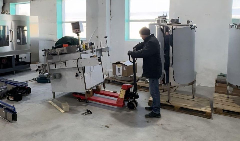 В Херсонской области появится новое предприятие по производству воды и газированных напитков В Херсонской области появится новое предприятие по производству воды и газированных напитков
