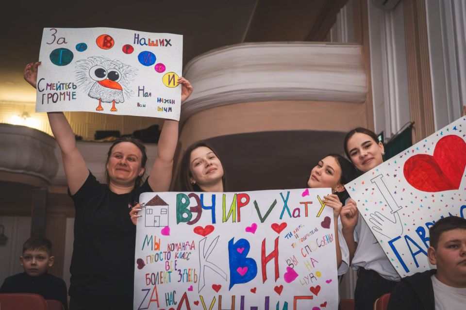 Владимир Сальдо: В Геническе прошёл фестиваль Херсонской официальной лиги КВН Владимир Сальдо: В Геническе прошёл фестиваль Херсонской официальной лиги КВН