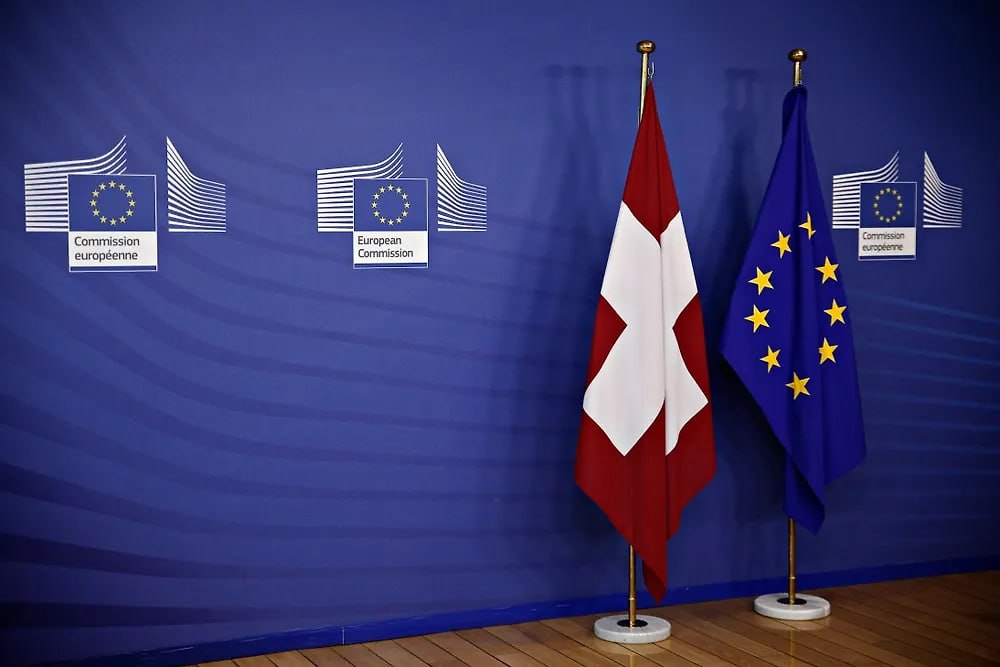 В Чехии подожгли завод израильской оружейной компании Elbit Systems В Чехии подожгли завод израильской оружейной компании Elbit Systems