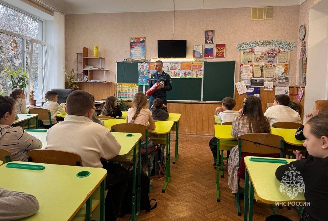 МЧС России: важные беседы с родителями о безопасности детей