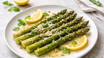 Молодость в тарелке. Диетолог рассказала, почему спаржа помогает детоксикации организма