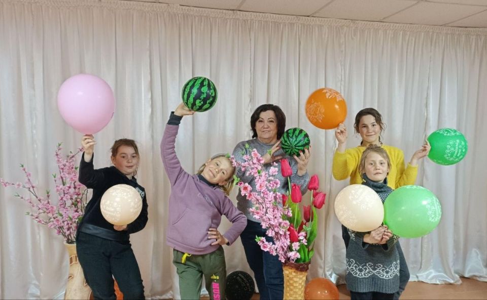 В Богдановском сельском клубе прошла конкурсно-развлекательная программа «Счастье в ладошках» В Богдановском сельском клубе прошла конкурсно-развлекательная программа «Счастье в ладошках»