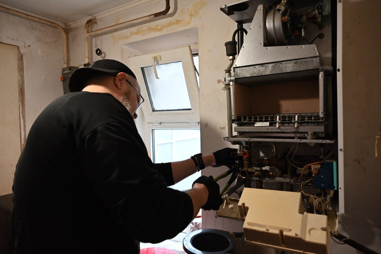 В Скадовске аварийная бригада из КБР восстановила отопление у жены участника СВО В Скадовске аварийная бригада из КБР восстановила отопление у жены участника СВО