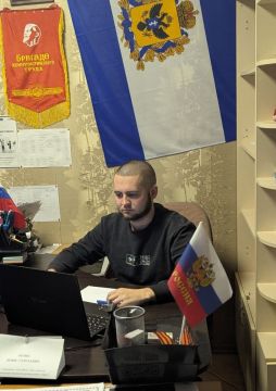 Сегодня в нашей рубрике "Лица администрации" мы расскажем о главном специалисте отдела ЖКХ, ТЭК и экологии Денисе Орлике