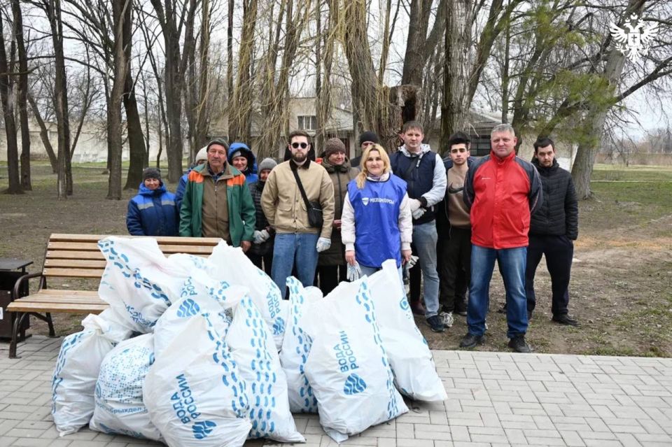 В Каланчакском округе официально открыли четвертый сезон Всероссийской акции «Вода России» В Каланчакском округе официально открыли четвертый сезон Всероссийской акции «Вода России»