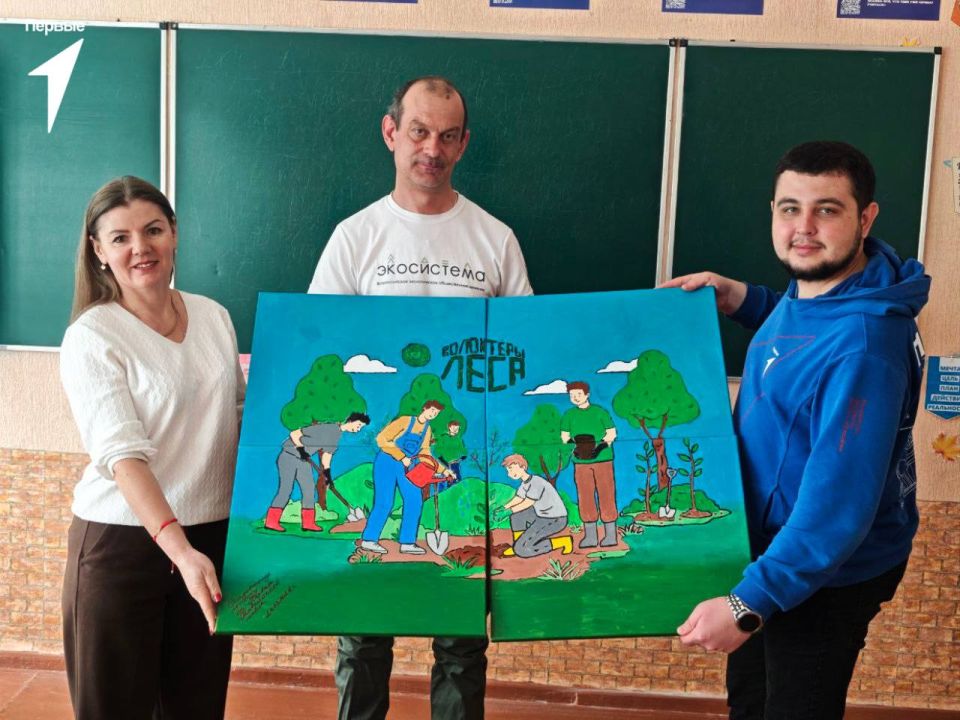 Первые Таврийской школы создали подарок для сотрудников Скадовского лесхоза Первые Таврийской школы создали подарок для сотрудников Скадовского лесхоза
