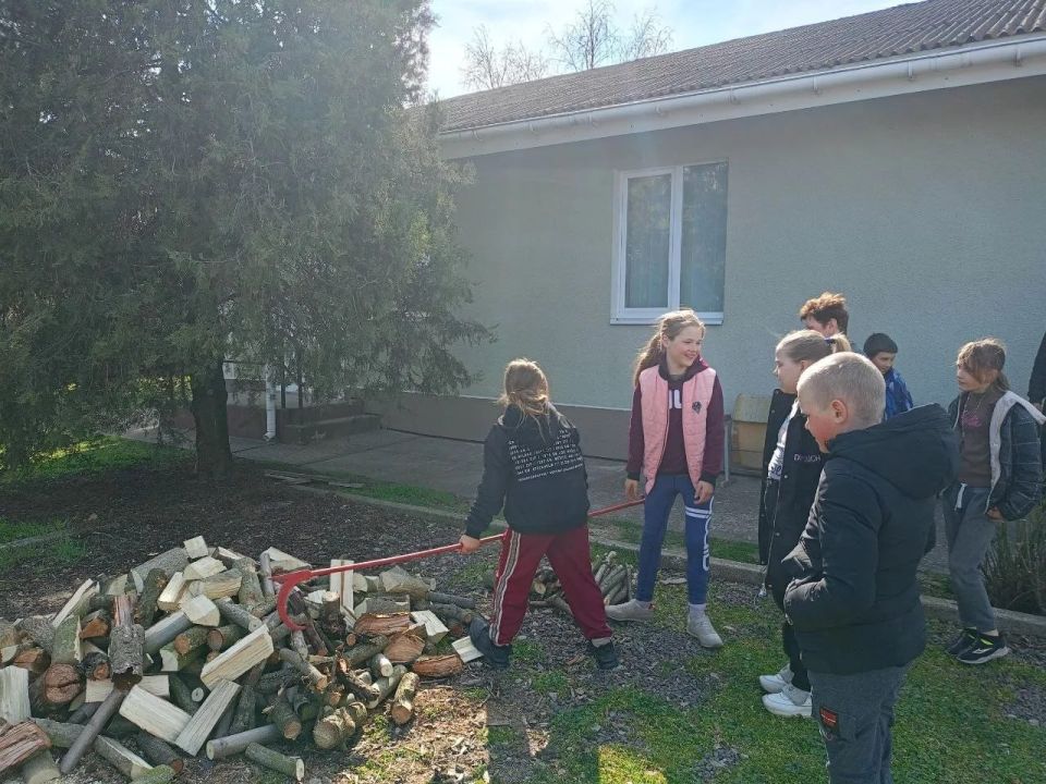 Урок гражданской обороны для детей в селе Красное Урок гражданской обороны для детей в селе Красное