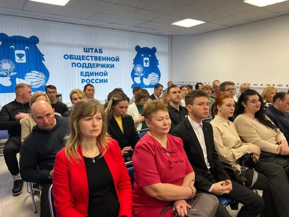 Владимир Сальдо: В Геническе подвели итоги регионального партийного конкурса «МастЕРа культуры» Владимир Сальдо: В Геническе подвели итоги регионального партийного конкурса «МастЕРа культуры»