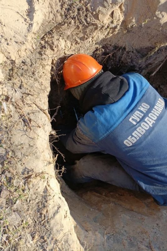 Специалисты Новокаховского ТПУ провели ремонтные работы на сетях водоснабжения и водоотведения в Новой Каховке и Таврийске Специалисты Новокаховского ТПУ провели ремонтные работы на сетях водоснабжения и водоотведения в Новой Каховке и Таврийске