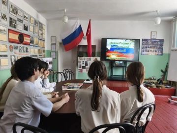 «Герои нашего времени»: музейный урок в Приморской школе