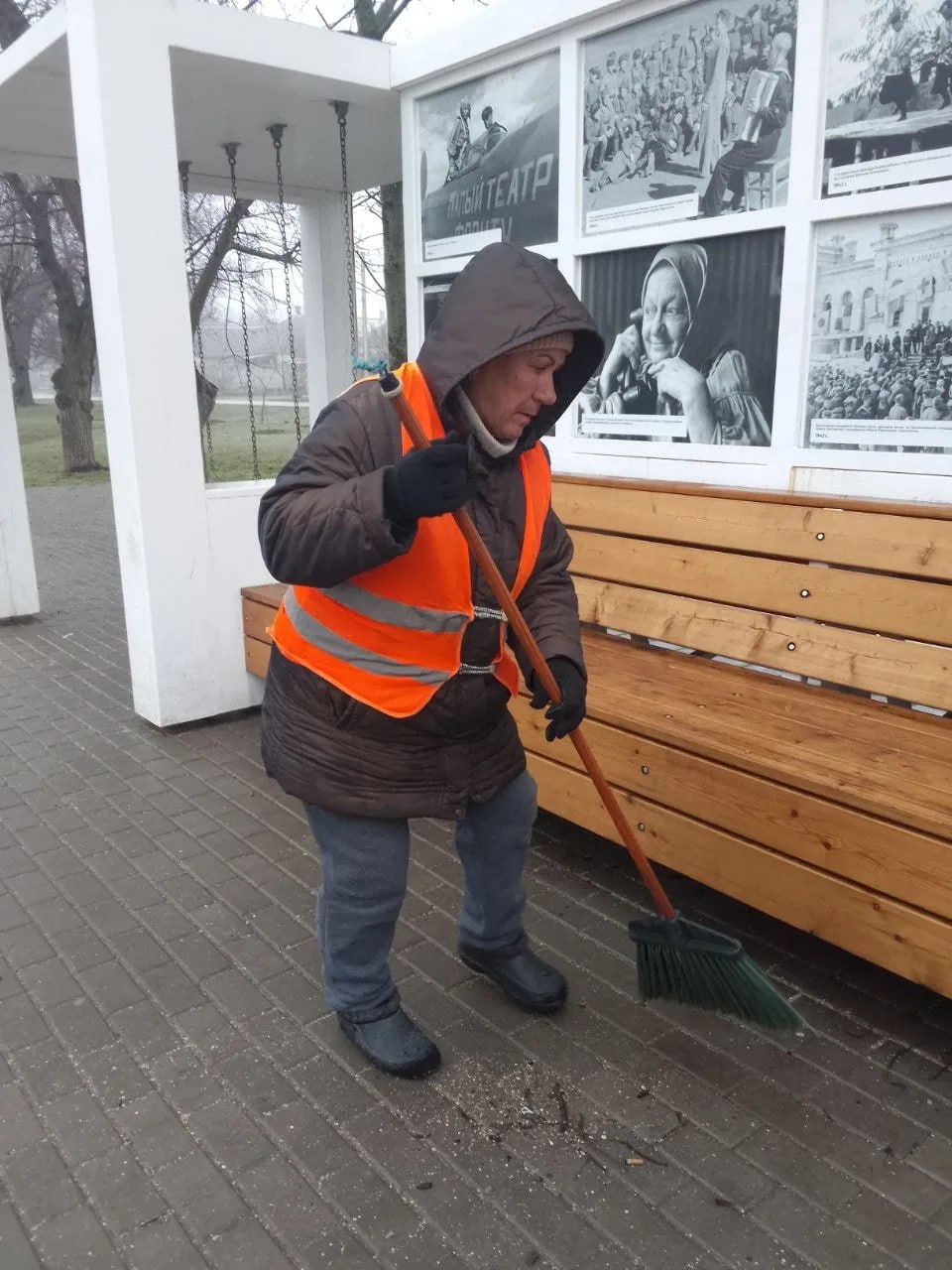 Работы по благоустройству в населённых пунктах округа продолжаются Работы по благоустройству в населённых пунктах округа продолжаются