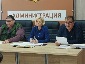 В Чаплинском муниципальном округе состоялось совещание по вопросам благоустройства и проведения Месячника чистоты