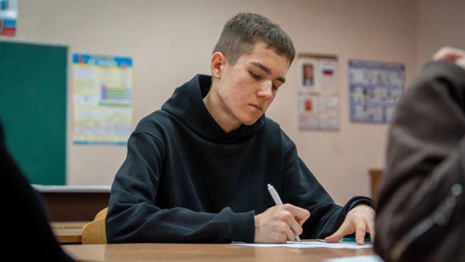Грантовые истории: школьники учатся менять мир Грантовые истории: школьники учатся менять мир