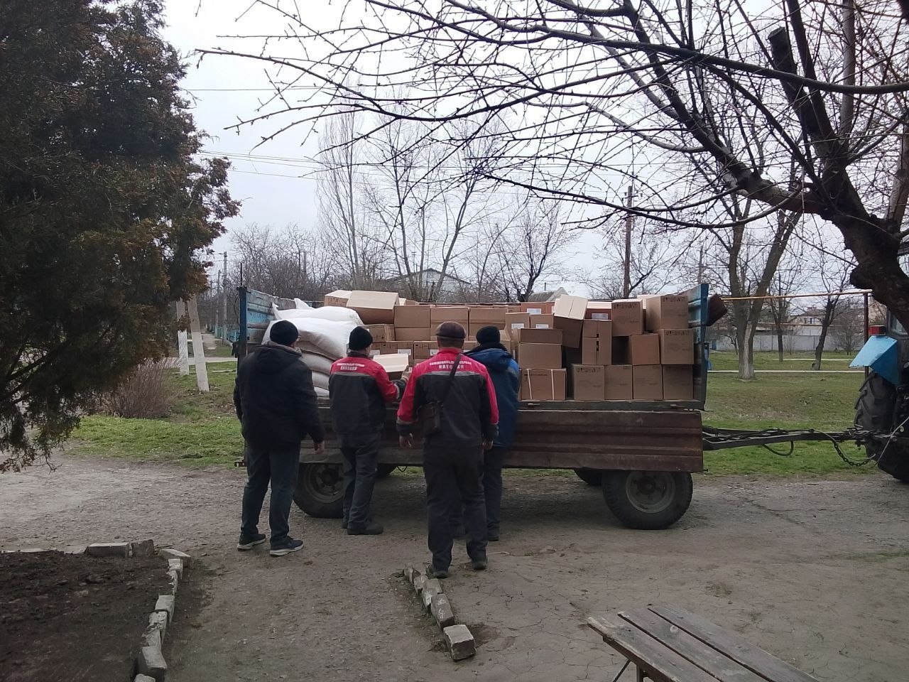 Чернянский и Коробковский территориальные отделы получили продуктовую помощь от гуманитарного центра администрации Каховского округа Чернянский и Коробковский территориальные отделы получили продуктовую помощь от гуманитарного центра администрации Каховского округа