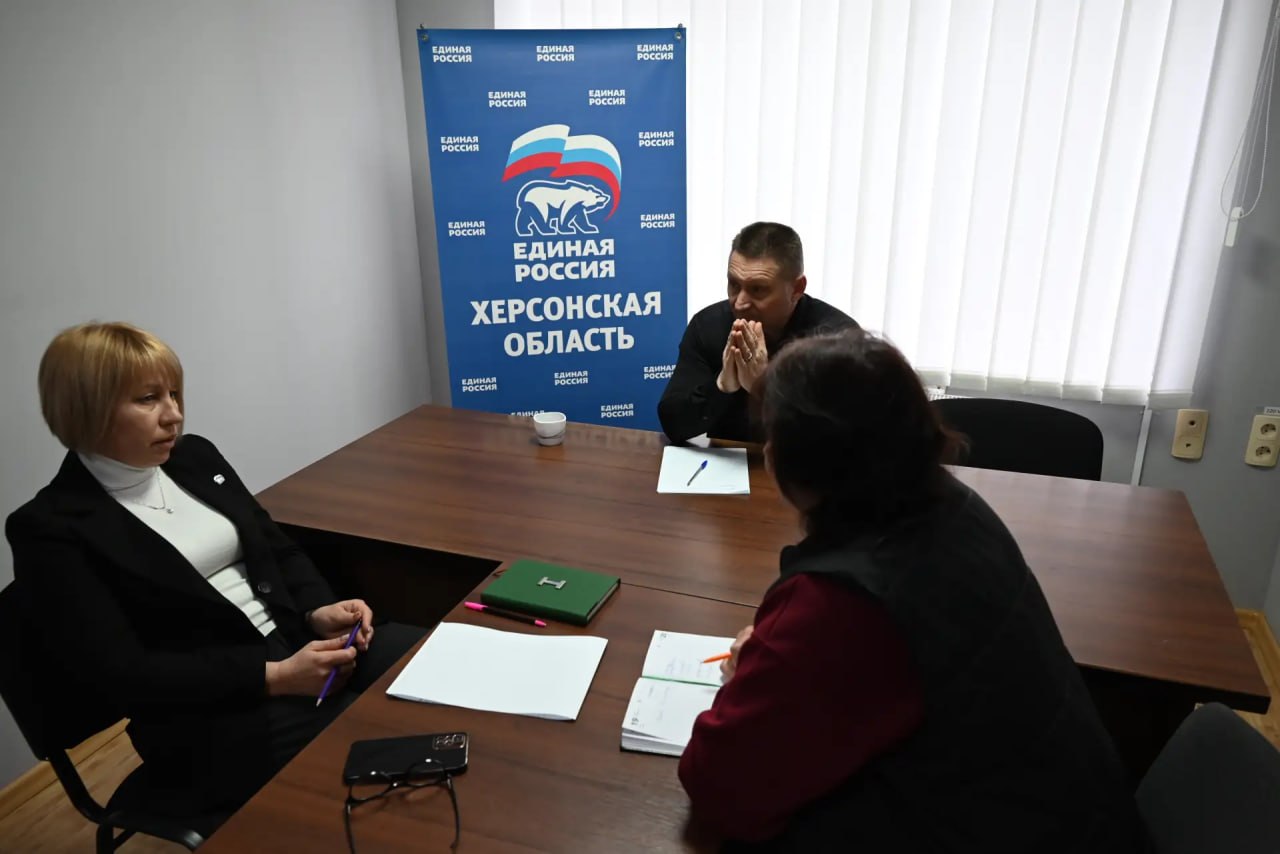 Александр Дудка: Глава округа провел прием граждан в Скадовске Александр Дудка: Глава округа провел прием граждан в Скадовске