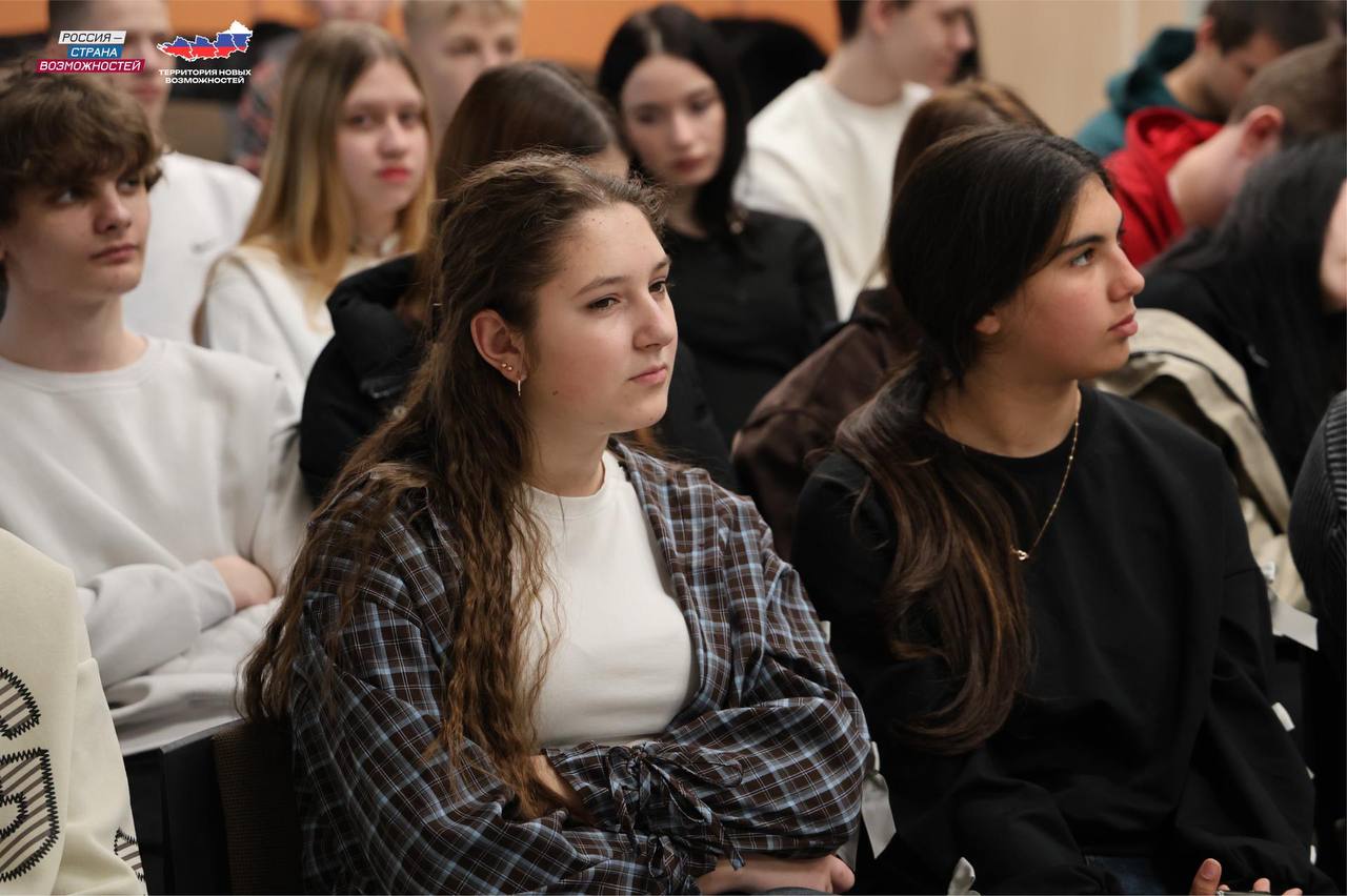 Экономика — это не скучно. В Херсонской области начинает работу экономический клуб Президентской платформы Экономика — это не скучно. В Херсонской области начинает работу экономический клуб Президентской платформы