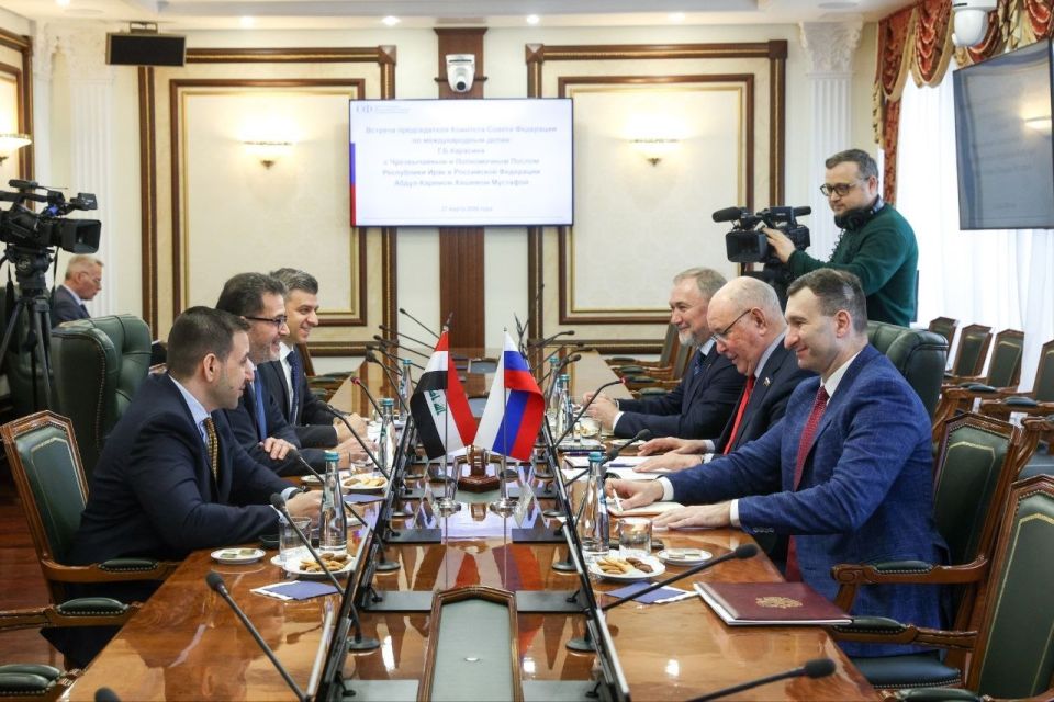 Константин Басюк: С Председателем Комитета Совета Федерации по международным делам Григорием Карасиным принял участие во встрече с Чрезвычайным и Полномочным Послом Республики Ирак в Российской Федерации Абдул-Каримом Хашим... Константин Басюк: С Председателем Комитета Совета Федерации по международным делам Григорием Карасиным принял участие во встрече с Чрезвычайным и Полномочным Послом Республики Ирак в Российской Федерации Абдул-Каримом Хашим...