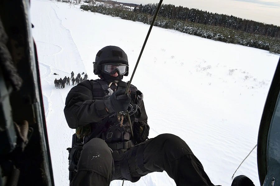 27 марта — День войск национальной гвардии Российской Федерации