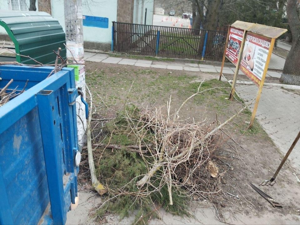 МБУ «Джарылгач»: уборка стихийных свалок МБУ «Джарылгач»: уборка стихийных свалок