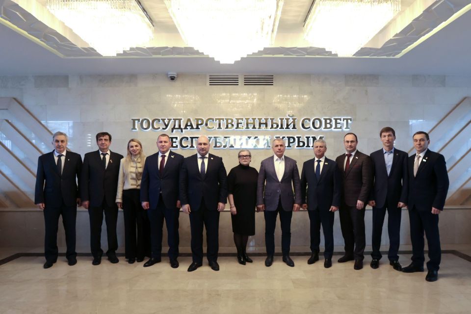 Владимир Константинов: На заседании Комиссии Совета законодателей России по интеграции новых субъектов РФ в правовую систему Российской Федерации поддержали важные для жителей Донбасса, Запорожской и Херсонской областей... Владимир Константинов: На заседании Комиссии Совета законодателей России по интеграции новых субъектов РФ в правовую систему Российской Федерации поддержали важные для жителей Донбасса, Запорожской и Херсонской областей...