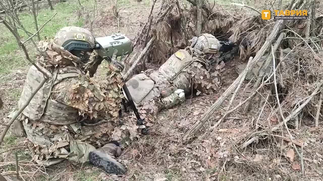 Снайперы Ивановского гвардейского соединения ВДВ уничтожили тяжелый грузовой БпЛА ВСУ на Херсонском направлении