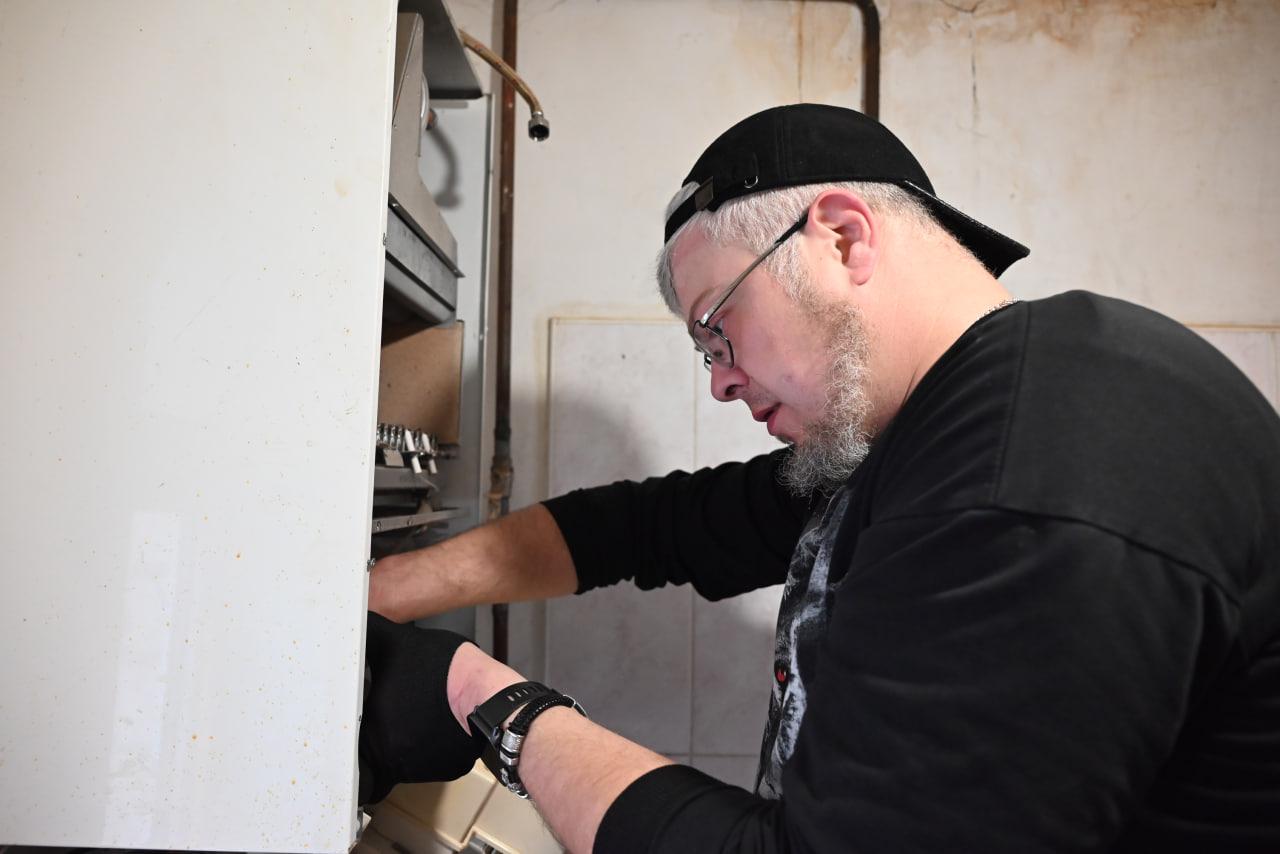 Аварийная бригада из Кабардино-Балкарии восстановила отопление в доме семьи участника СВО в Скадовске Аварийная бригада из Кабардино-Балкарии восстановила отопление в доме семьи участника СВО в Скадовске